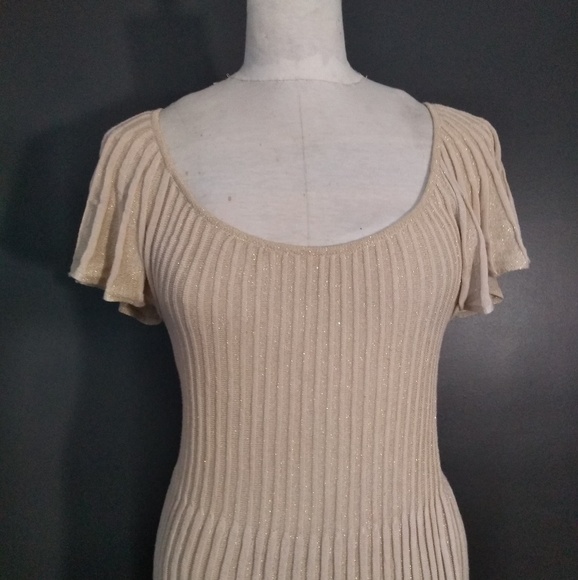 Vintage Shimmery pleated ivory flutter sleeve dress - Picture 2 of 7